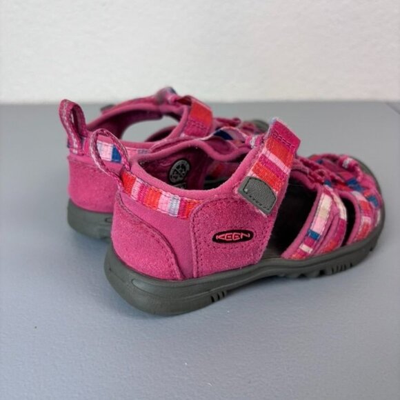 Keen toddler youth 7 pink outdoor hiking sandals - Picture 3 of 7